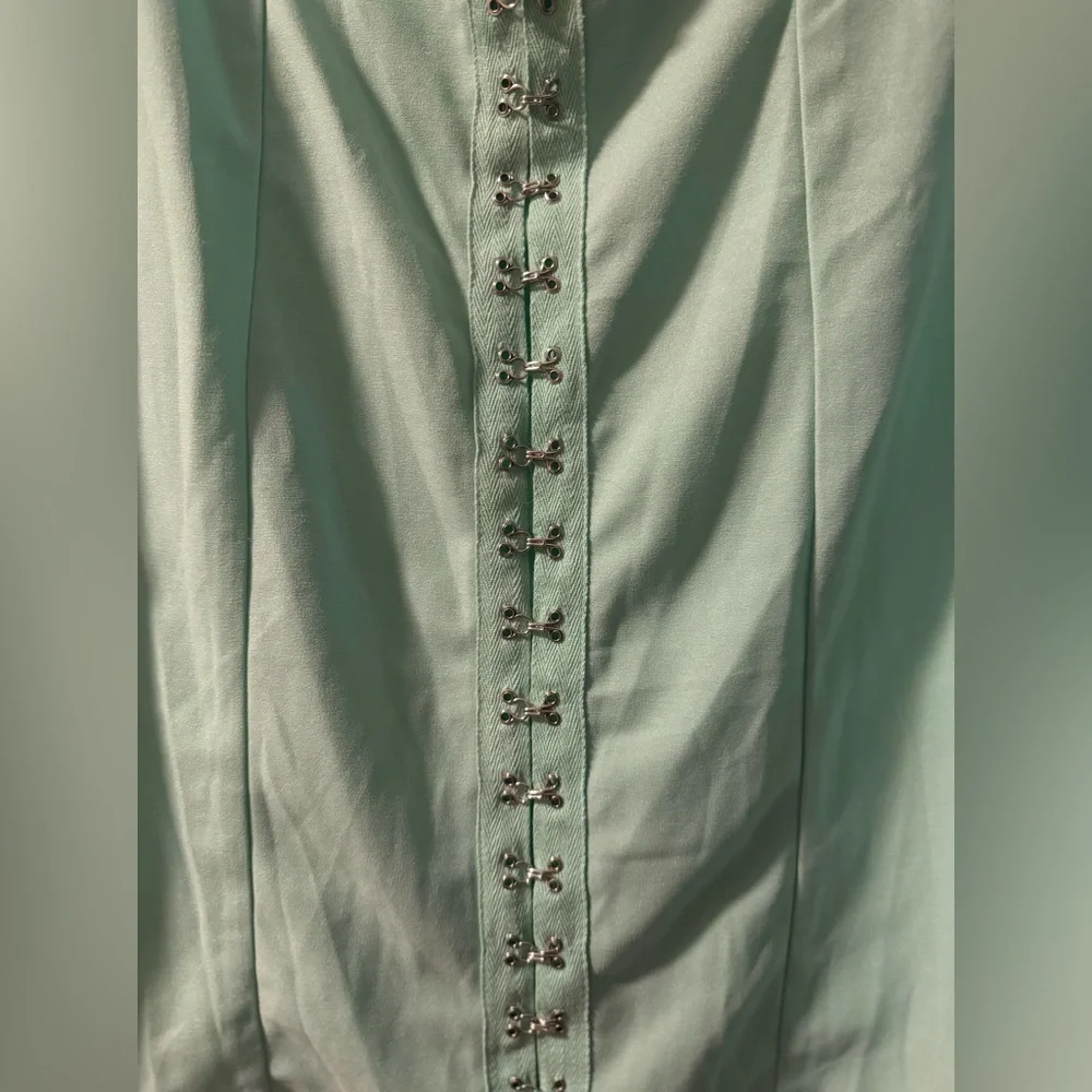 PRETTYLITTLETHING MINT CHIFFON SLEEVE HOOK & EYE BODYCON DRESS SIZE 12 MINI - Picture 2 of 6